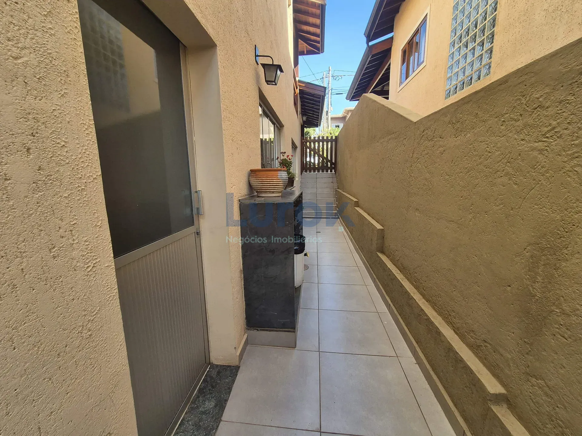Casa, 3 quartos, 235 m² - Foto 39