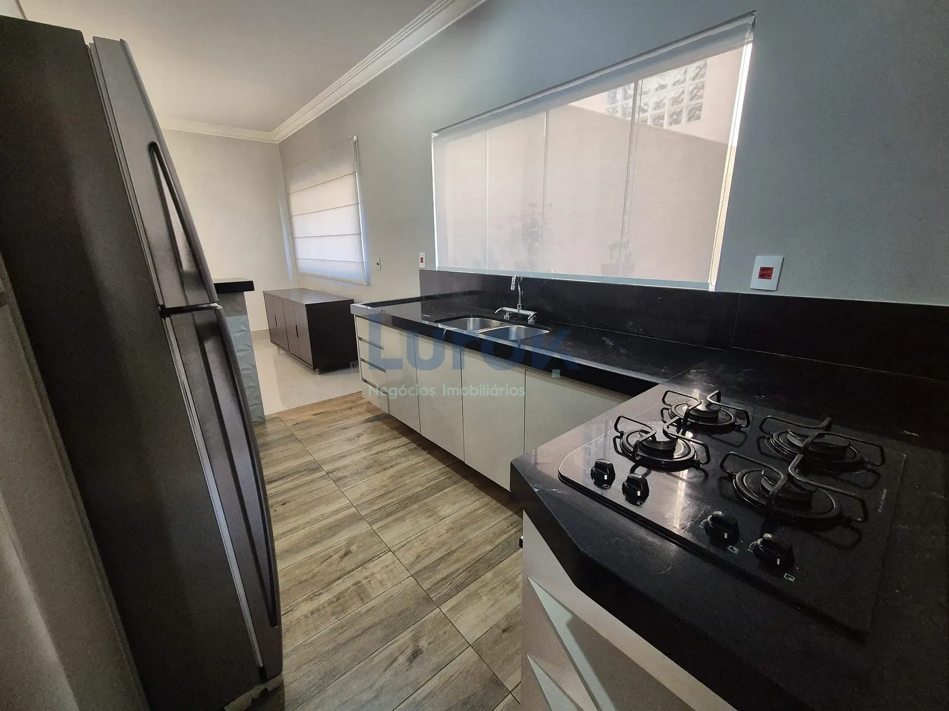 Casa, 3 quartos, 235 m² - Foto 13