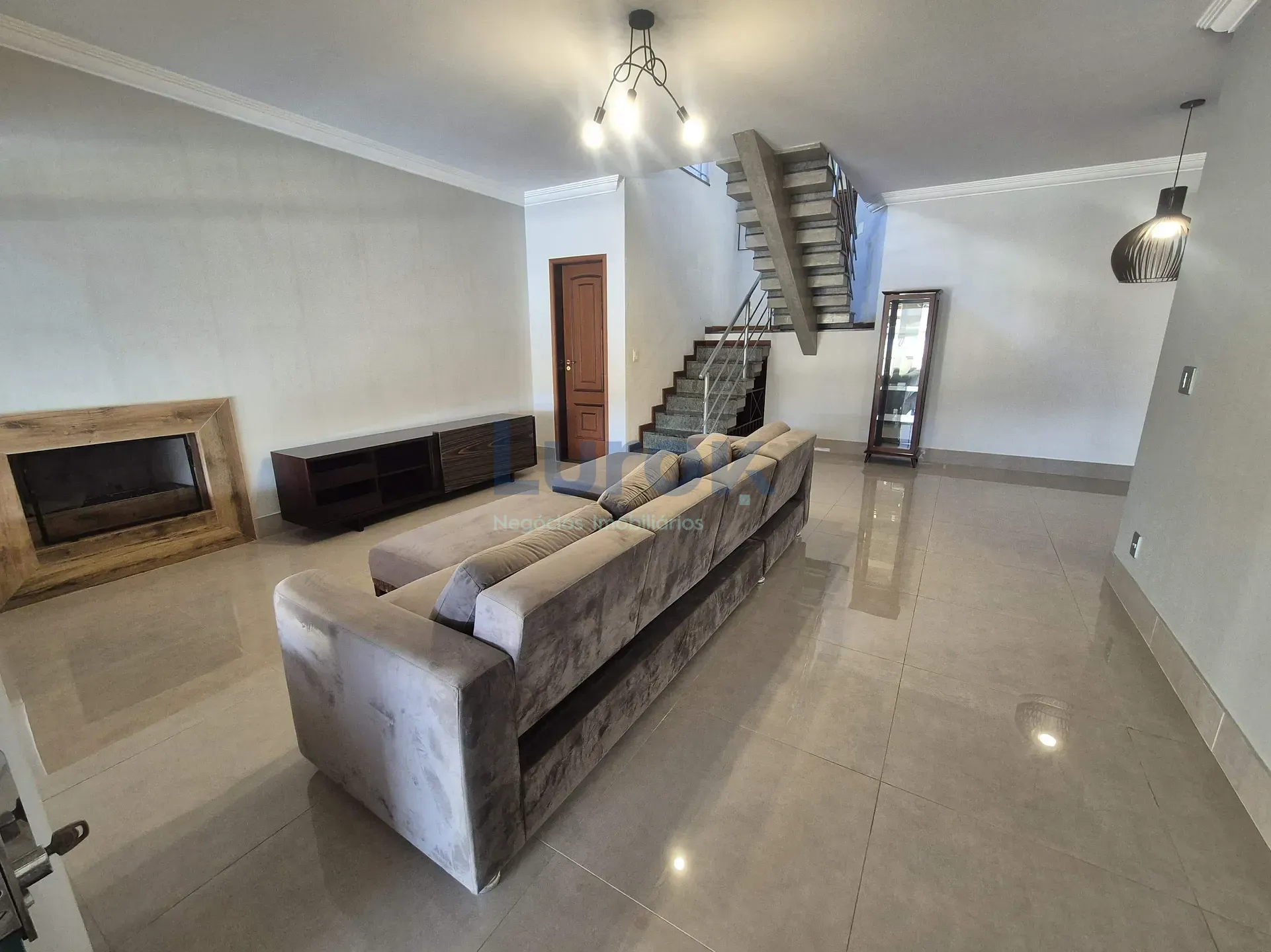Casa, 3 quartos, 235 m² - Foto 4