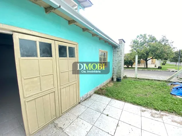 Casa com 180m² 4 quartos e 2 banheiros, para alugar, no bairro Girassol em Gravataí