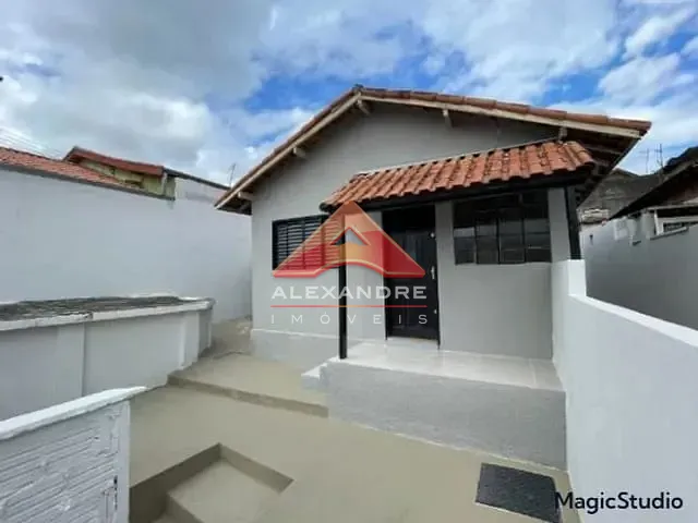 Casa com 250m² 2 quartos e 1 banheiro, à venda, no bairro Jardim Satélite em São José dos Campos