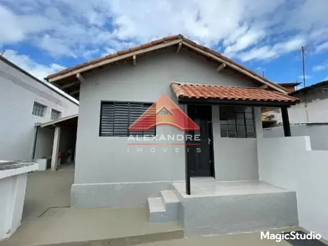 Casa com 250m² 2 quartos e 1 banheiro, à venda, no bairro Jardim Satélite em São José dos Campos