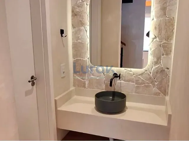 Casa com 169m² 3 quartos e 3 banheiros, à venda, no bairro Jardim Santa Helena em Valinhos