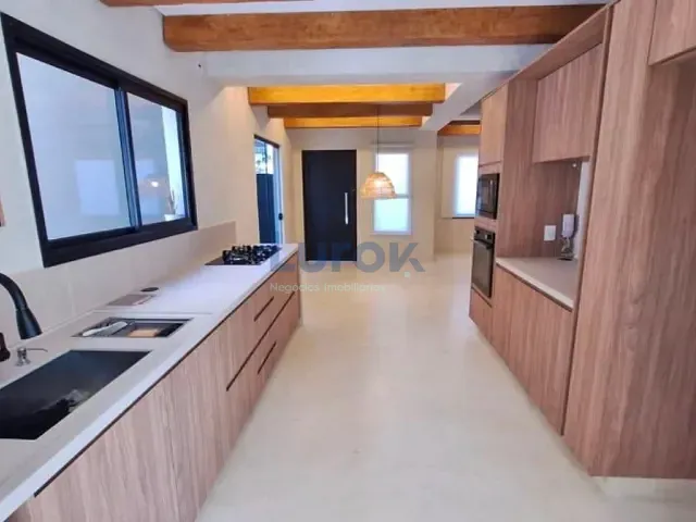 Casa com 169m² 3 quartos e 3 banheiros, à venda, no bairro Jardim Santa Helena em Valinhos