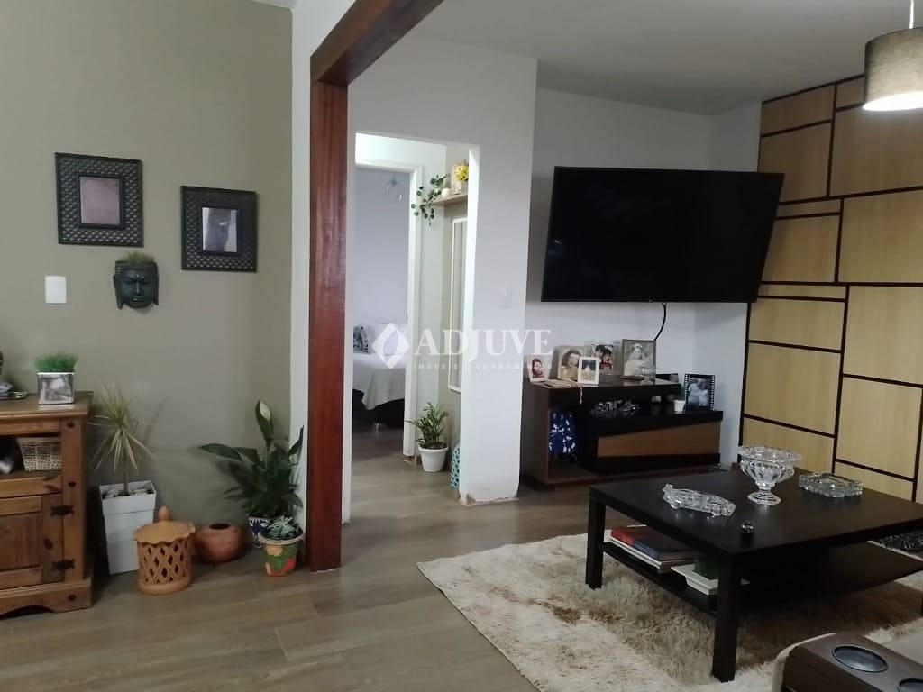 Casa à venda com 5 quartos, 148m² - Foto 8