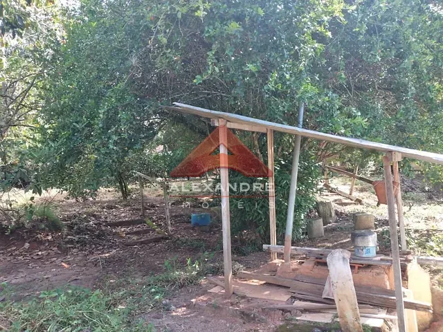 Casa com 1500m² 1 quarto e 1 banheiro, à venda, no bairro Chácaras Pousada do Vale em São José dos Campos