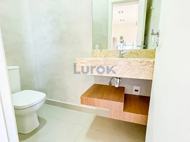 Casa com 308m² 3 quartos e 5 banheiros, à venda, no bairro Pinheiro em Valinhos