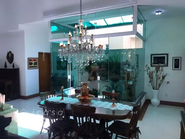 Casa com 333m² 3 quartos e 3 banheiros, à venda, no bairro Campos do Conde Chambord em Tremembé