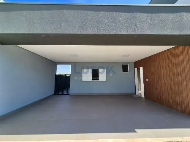 Casa 3 quartos e 5 banheiros, à venda, no bairro Marambaia em Vinhedo