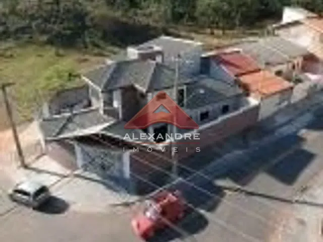 Casa com 200m² 3 quartos e 1 banheiro, à venda, no bairro Jardim Santa Júlia em São José dos Campos