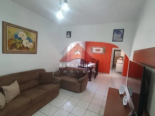Casa com 200m² 3 quartos e 2 banheiros, à venda, no bairro Residencial Tatetuba em São José dos Campos