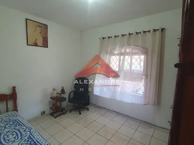 Casa com 200m² 3 quartos e 2 banheiros, à venda, no bairro Residencial Tatetuba em São José dos Campos