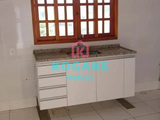 Casa com 429m² 2 quartos e 2 banheiros, à venda, no bairro Parque Residencial Helvetia em Taubaté