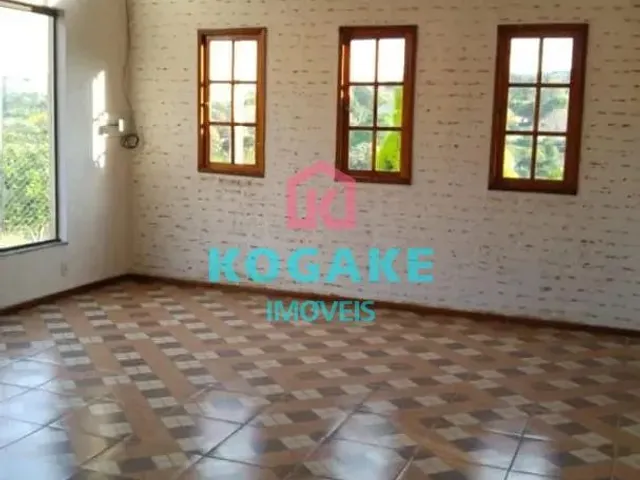 Casa com 429m² 2 quartos e 2 banheiros, à venda, no bairro Parque Residencial Helvetia em Taubaté