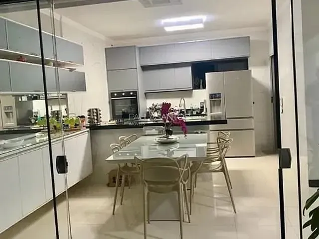 Casa com 180m² 3 quartos e 3 banheiros, à venda, no bairro Jardim Emília em Sorocaba
