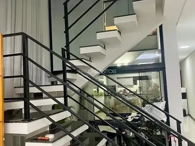 Casa com 180m² 3 quartos e 3 banheiros, à venda, no bairro Jardim Emília em Sorocaba