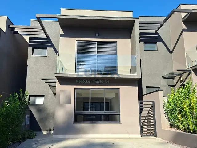 Casa com 203m² 3 quartos e 4 banheiros, para alugar, no bairro Chácaras Alpina em Valinhos