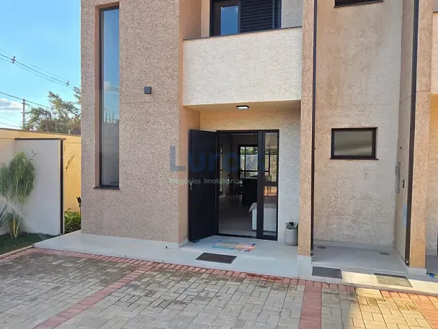 Casa com 130m² 2 quartos e 3 banheiros, à venda, no bairro Vila Capuava em Valinhos