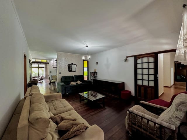 Foto do Casa - Casa para venda em Interlagos com 4 quartos, sendo 2 suítes, 380m² | Lares e Andares Imóveis