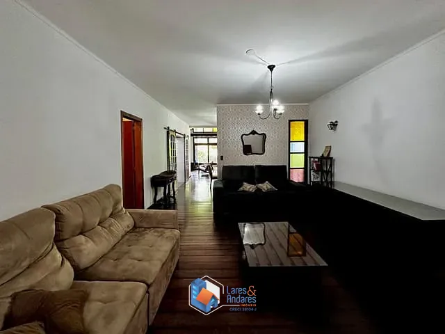 Casa com 894m² 4 quartos e 6 banheiros, à venda, no bairro Interlagos em São Paulo