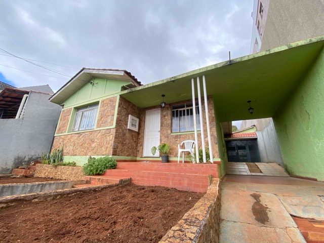 Foto do Casa - Casa ampla para Venda e Locação, 3 quartos, Uvaranas, Ponta Grossa, PR | Adquira Imóveis