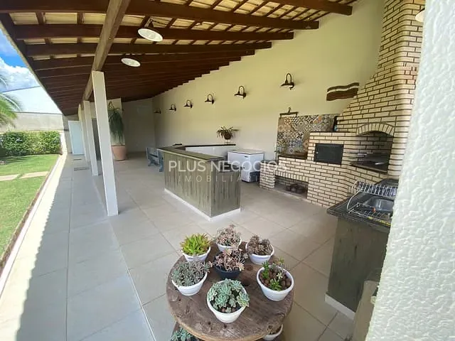 Casa com 800m² 4 quartos e 7 banheiros, à venda, no bairro Condomínio Village Araçoiaba em Araçoiaba da Serra