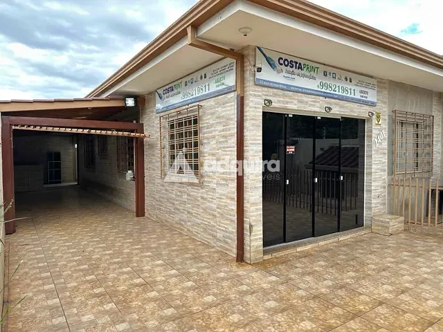 Casa com 132m² 3 quartos e 2 banheiros, à venda, no bairro Cará-cará em Ponta Grossa
