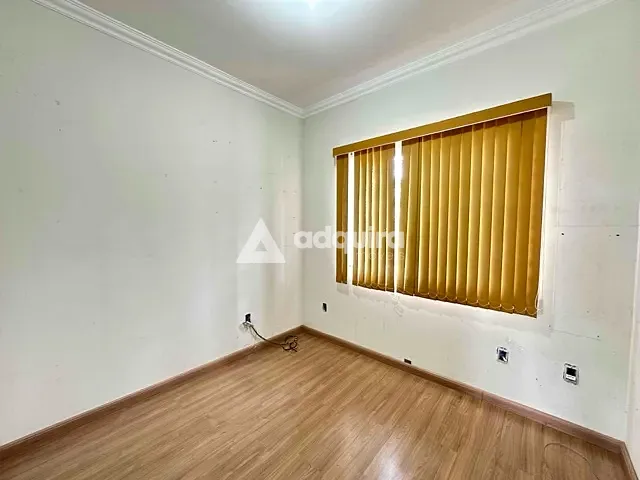 Casa com 132m² 3 quartos e 2 banheiros, à venda, no bairro Cará-cará em Ponta Grossa