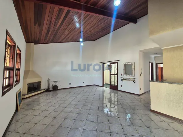 Casa com 300m² 2 quartos e 2 banheiros, à venda, no bairro Loteamento Nova Espírito Santo em Valinhos