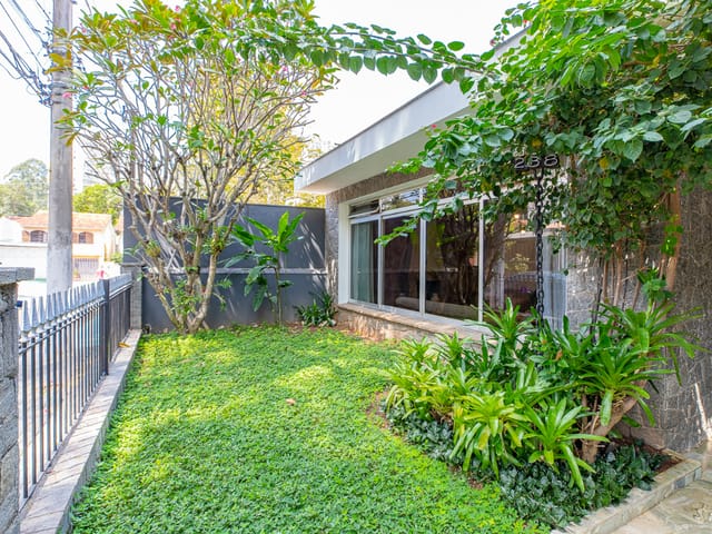 Casa com 305m² 3 quartos e 3 banheiros, à venda, no bairro Santo Amaro em São Paulo