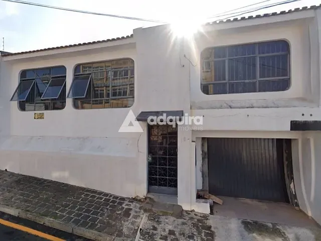 Casa à venda, no bairro Centro em Ponta Grossa