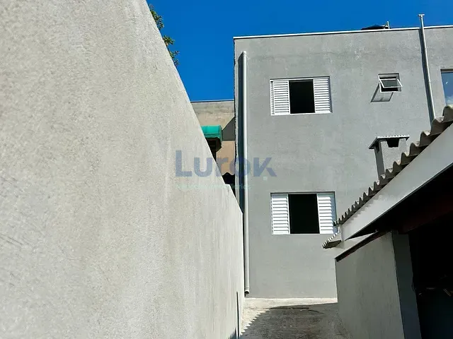 Casa com 300m² 6 quartos e 4 banheiros, à venda, no bairro Parque das Colinas em Valinhos