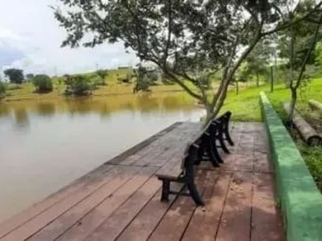 Casa com 814m² 3 quartos e 1 banheiro, à venda, no bairro Caixa D'água em Taubaté
