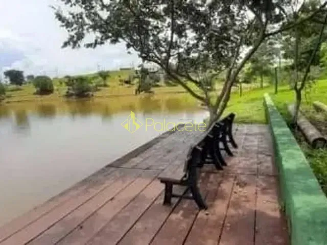 Casa com 814m² 3 quartos e 1 banheiro, à venda, no bairro Caixa D'água em Taubaté
