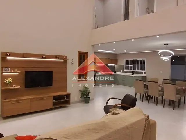Casa com 540m² 4 quartos e 1 banheiro, à venda, no bairro Condomínio Residencial Ecopark Bourbon em Caçapava