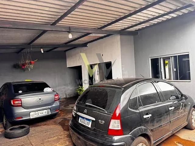 Casa com 200m² 2 quartos e 2 banheiros, à venda, no bairro Leblon em Anápolis