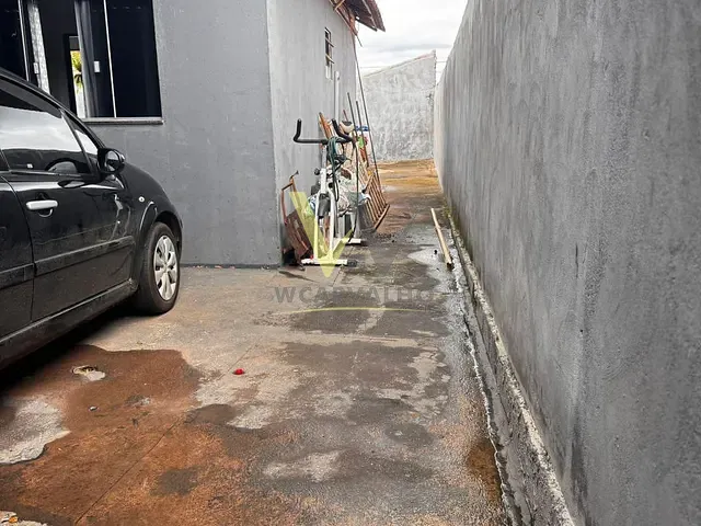 Casa com 200m² 2 quartos e 2 banheiros, à venda, no bairro Leblon em Anápolis