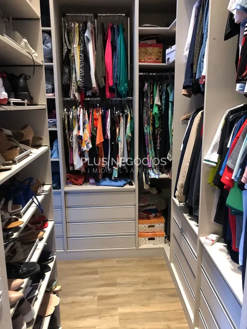 Casa, 3 quartos, 330 m² - Foto 36