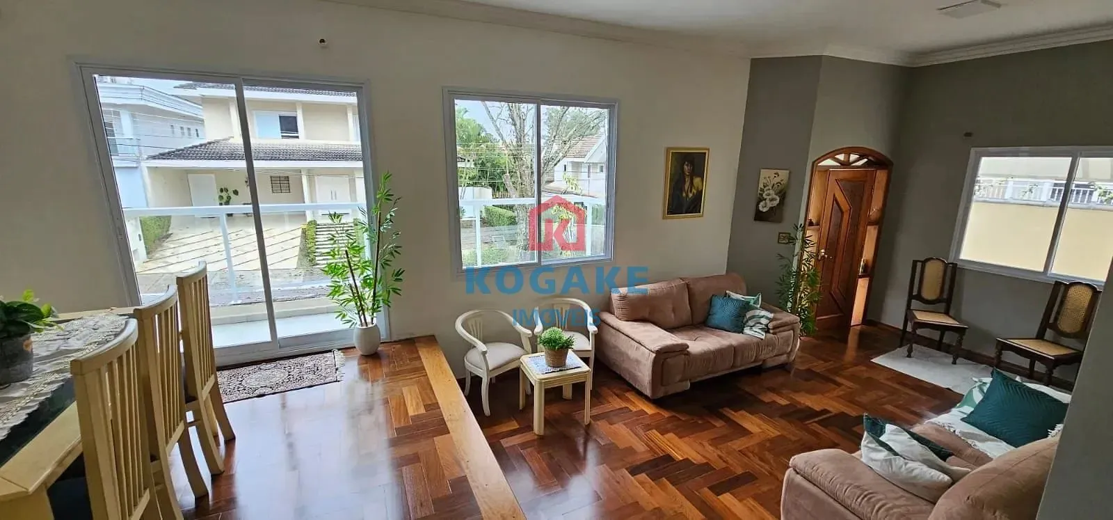 Casa, 4 quartos, 184 m² - Foto 1