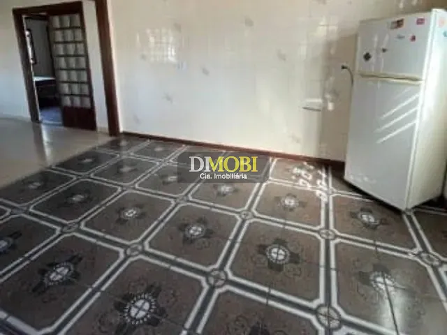 Casa 2 quartos e 1 banheiro, à venda, no bairro Vila Monte Carlo em Cachoeirinha