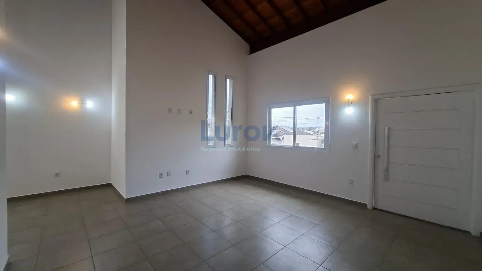 Casa, 3 quartos, 268 m² - Foto 4
