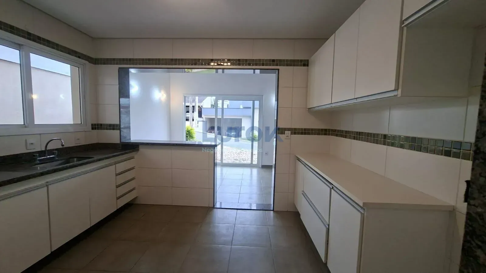 Casa, 3 quartos, 268 m² - Foto 18