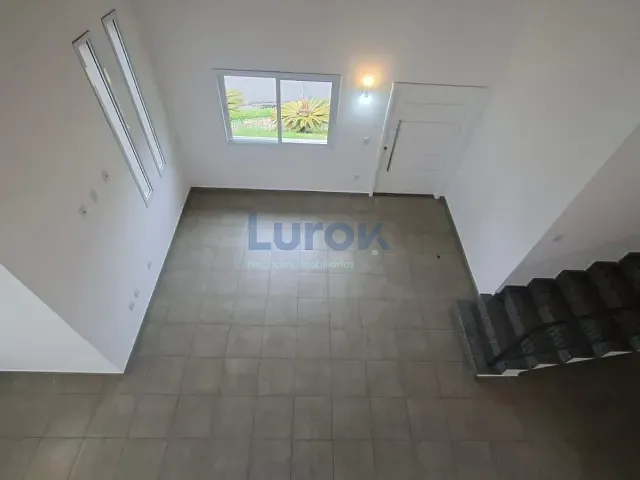 Casa com 383m² 3 quartos e 3 banheiros, para alugar, no bairro Loteamento Residencial Santa Gertrudes em Valinhos