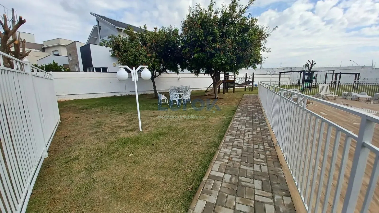 Casa, 3 quartos, 268 m² - Foto 43