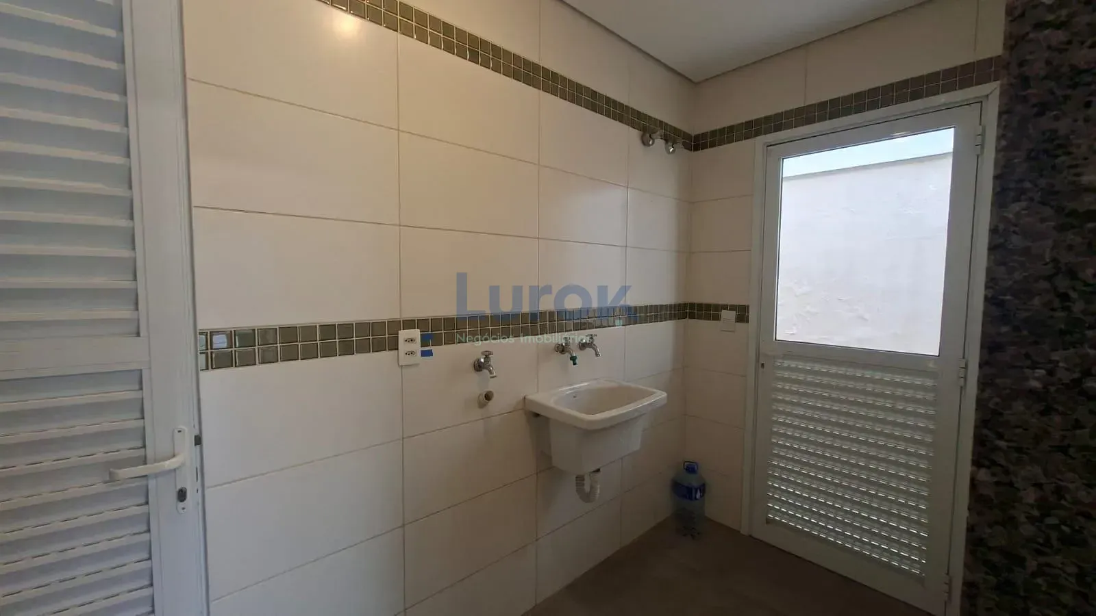 Casa, 3 quartos, 268 m² - Foto 19