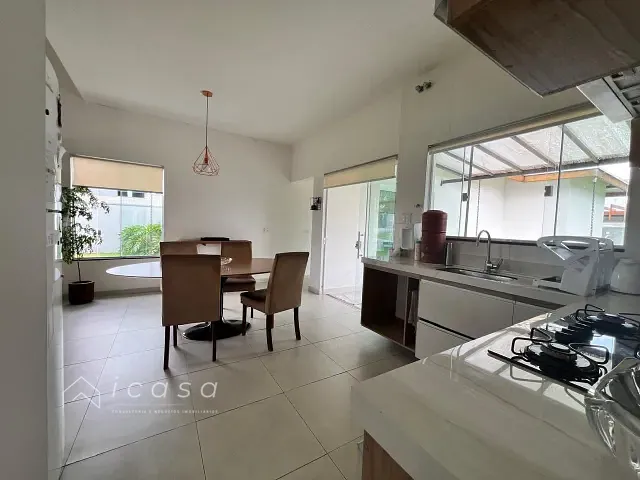 Casa com 560m² 3 quartos e 4 banheiros, à venda, no bairro Condomínio Residencial Ecopark Bourbon em Caçapava