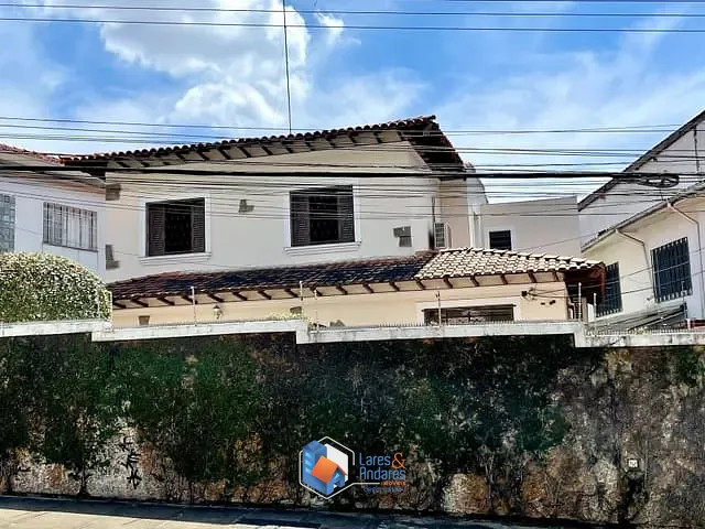 Casa com 300m² 3 quartos e 4 banheiros, à venda, no bairro Aclimação em São Paulo