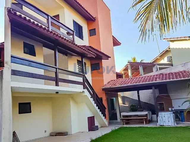 Casa 5 quartos e 5 banheiros, à venda, no bairro Capricórnio I em Caraguatatuba