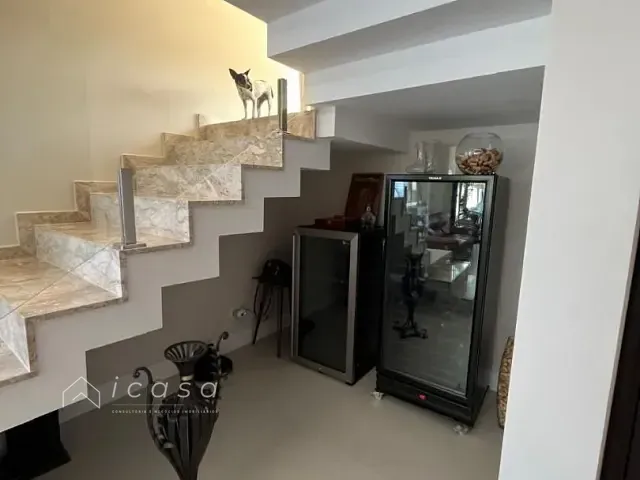 Casa com 556m² 7 quartos e 6 banheiros, à venda, no bairro Condomínio Loteamento Reserva das Figueiras em São José dos Campos