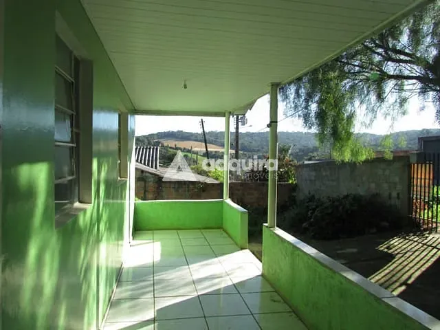 Casa 2 quartos e 2 banheiros, à venda, no bairro Piriquitos em Ponta Grossa